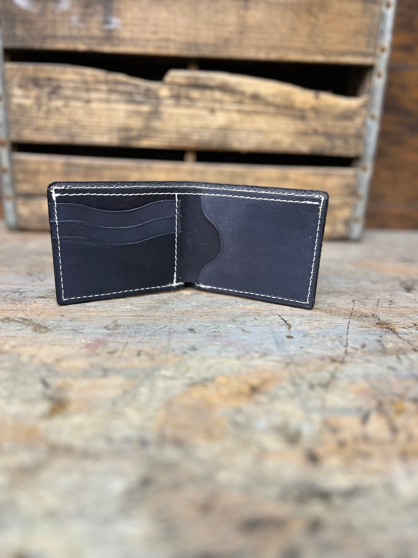 LEATHER GOODS HAND MADE