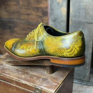 Dye Shoes, Boots, and Purses