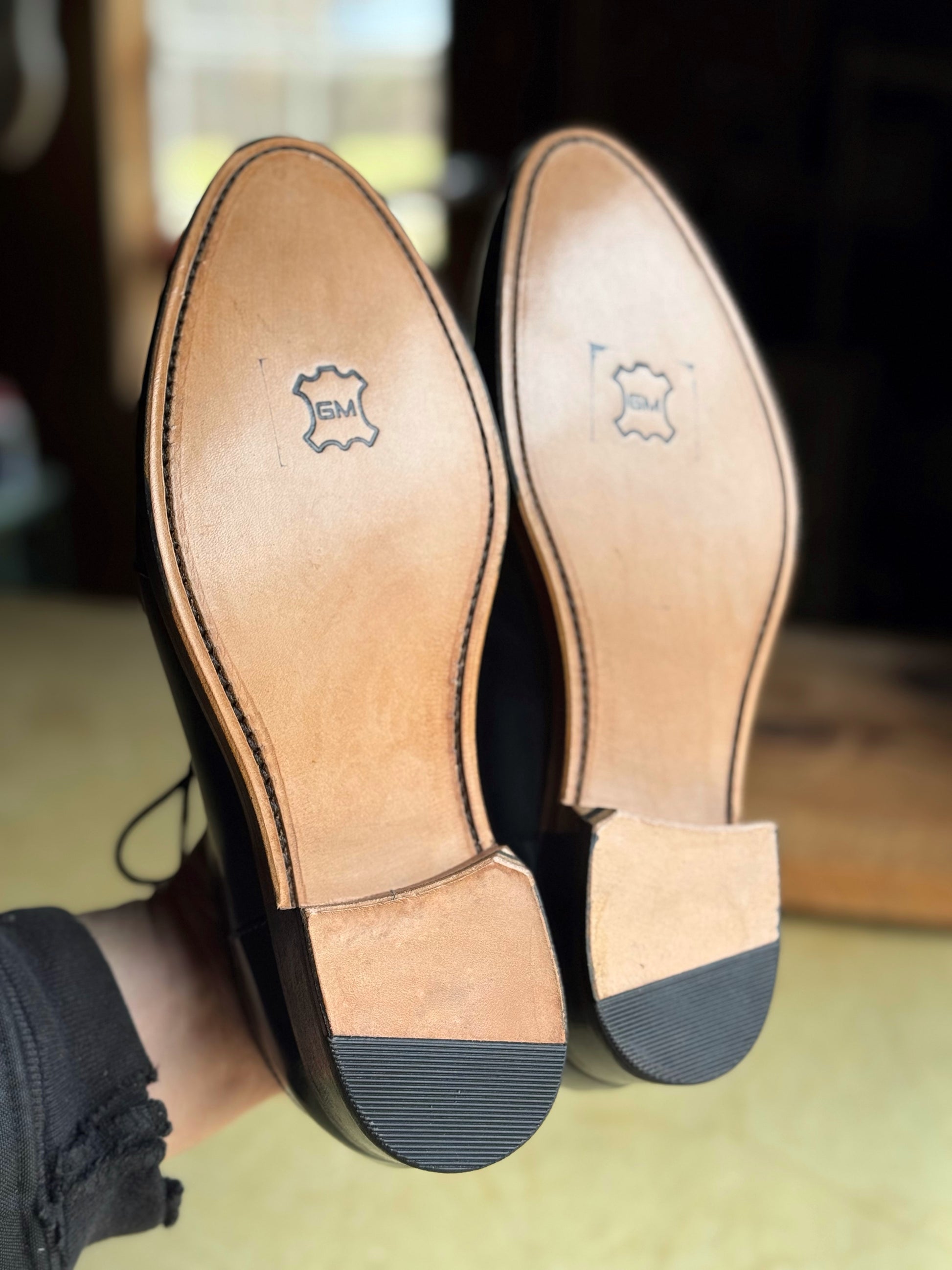THE STANDARD LEATHER FULL SOLES AND HEELS – Wyatt Dad Cobbler